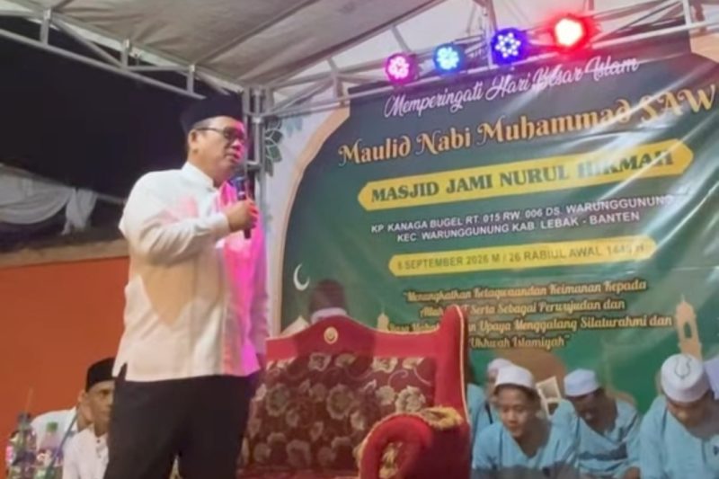 Wabup Amir Hamzah Ajak Warga Teladani Akhlak Nabi dan Hindari Judi Online di Peringatan Maulid Warunggunung