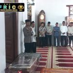 Polda Banten Dampingi Pemakaman Korban Kapal Aruphadatu 1 di Selat Sunda